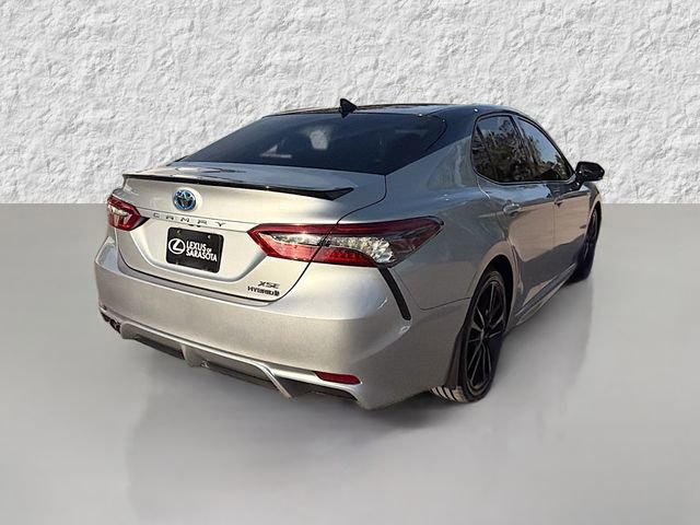 Used 2021 Toyota Camry XSE image 3