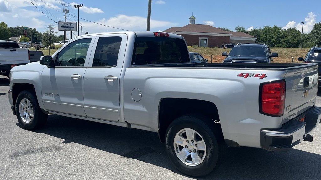 Used 2018 Chevrolet Silverado 1500 LT w/ All Star Edition image 5