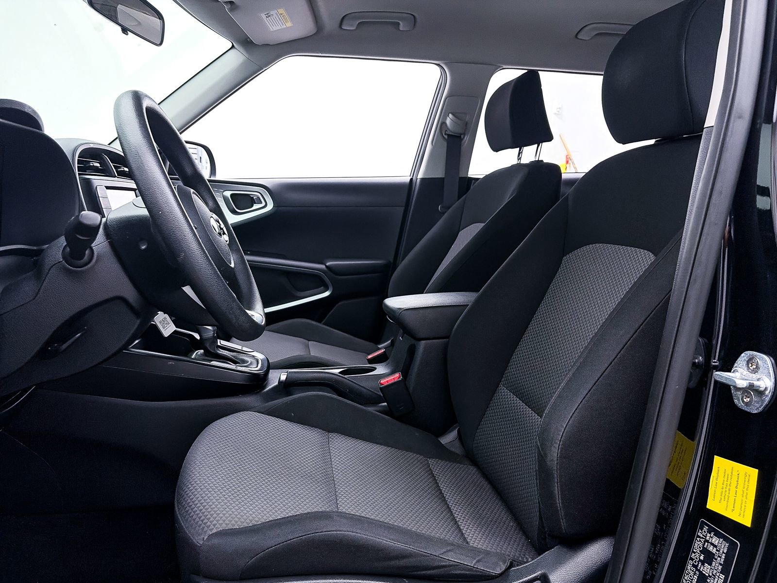 Used 2020 Kia Soul LX image 17