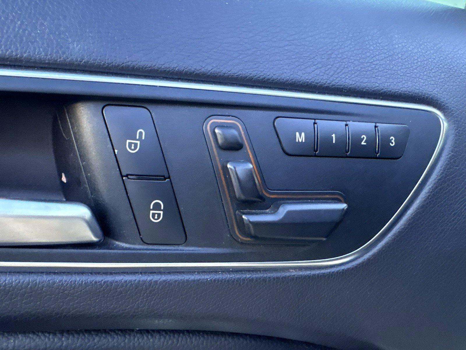 Used 2016 Mercedes-Benz GLA 250 image 10
