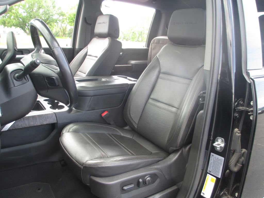 Used 2022 GMC Sierra 2500 Denali w/ Denali Ultimate Package AWD/4WD image 22