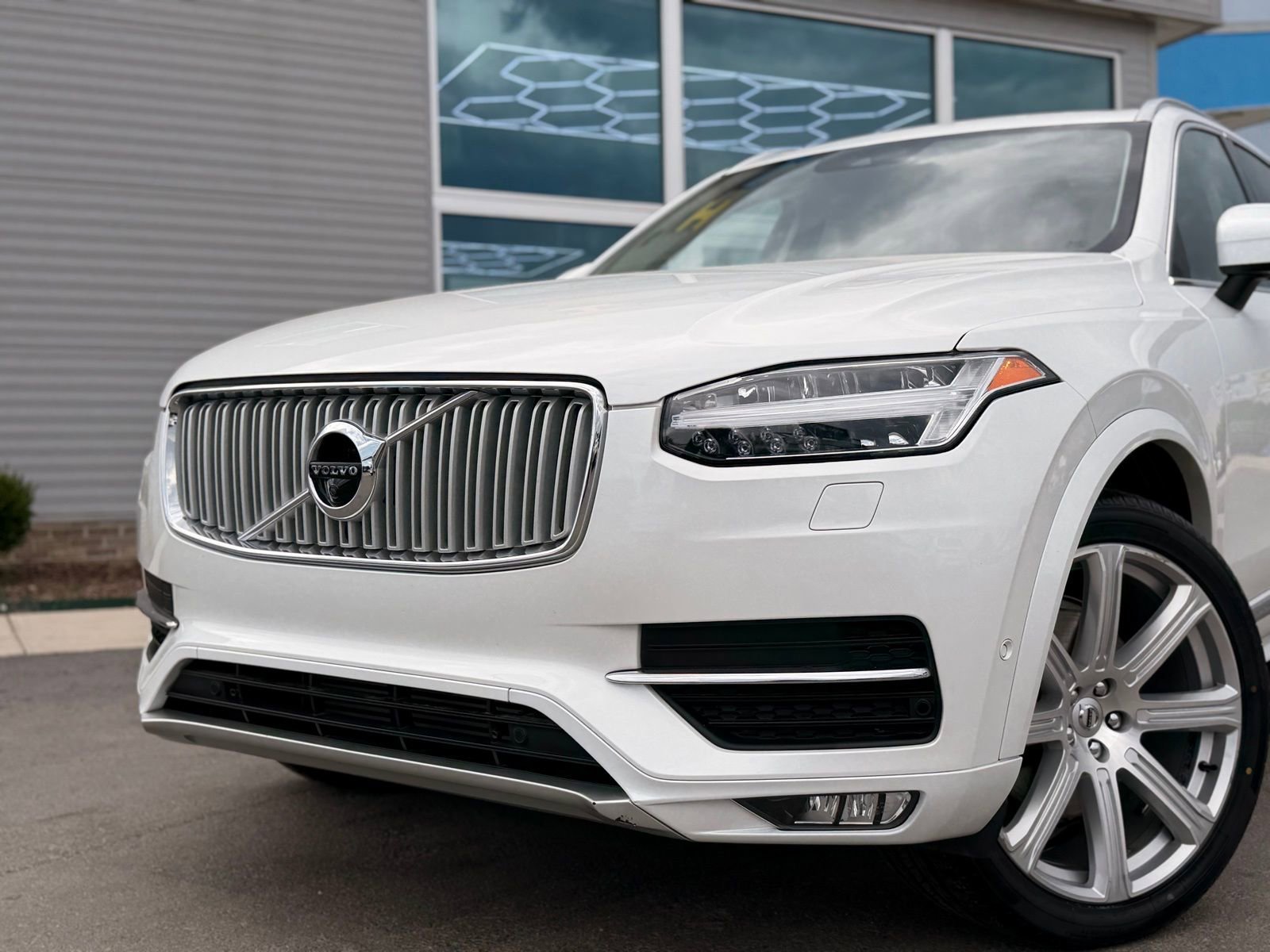 Used 2019 Volvo XC90 T6 Inscription w/ Advanced Package AWD/4WD image 14