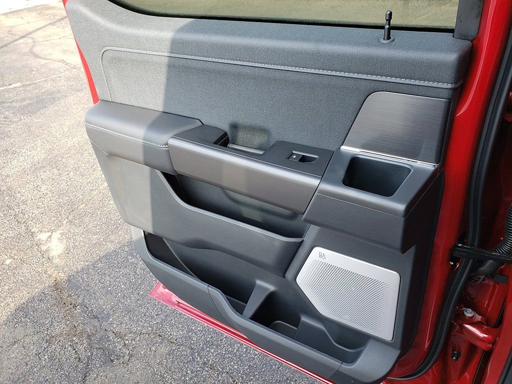 New 2026 Ford F150 Lariat w/ Equipment Group 502A High image 14