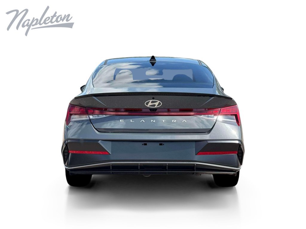New 2026 Hyundai Elantra SEL Sport Premium FWD image 7