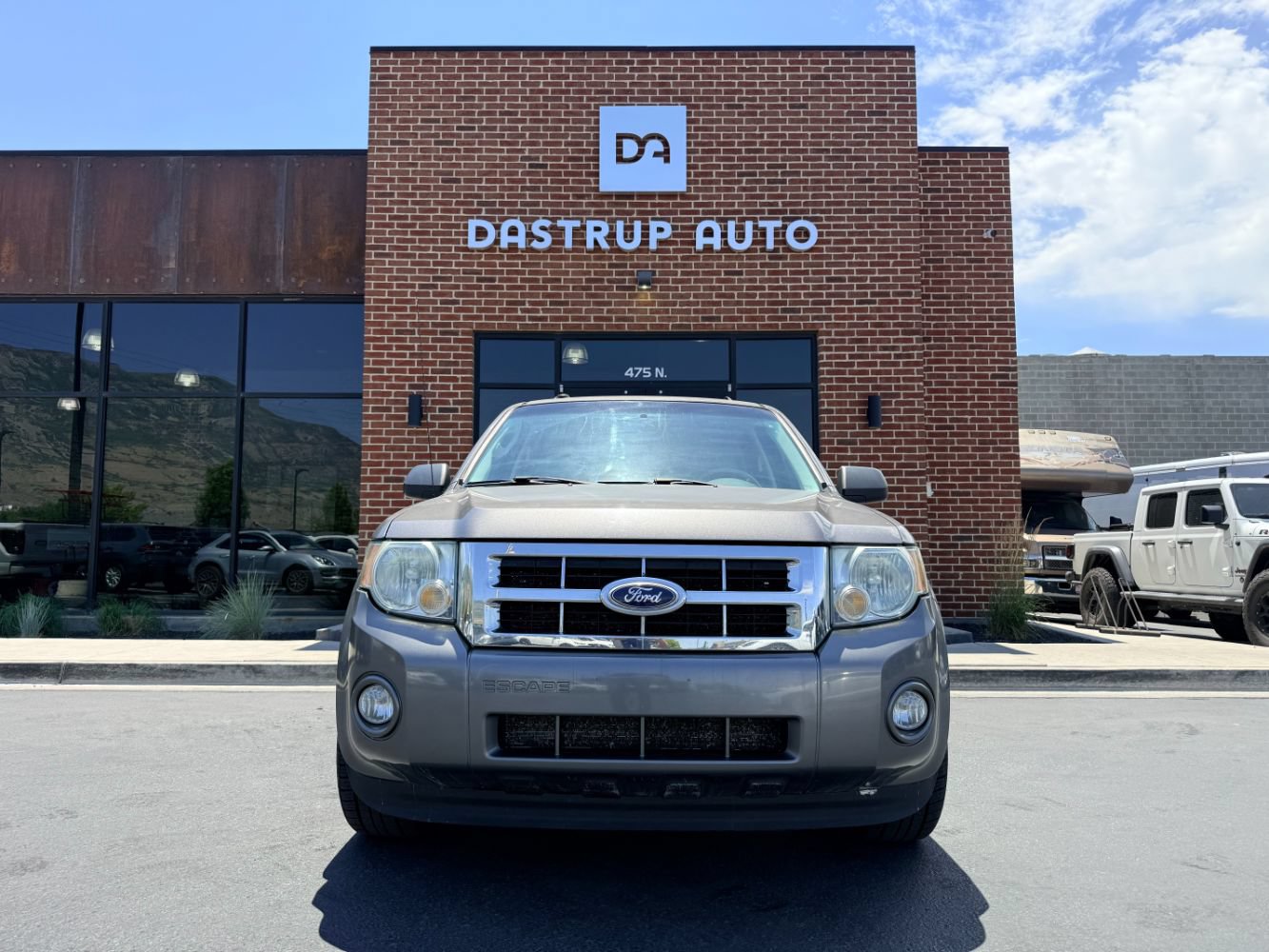Used 2010 Ford Escape XLT FWD image 2