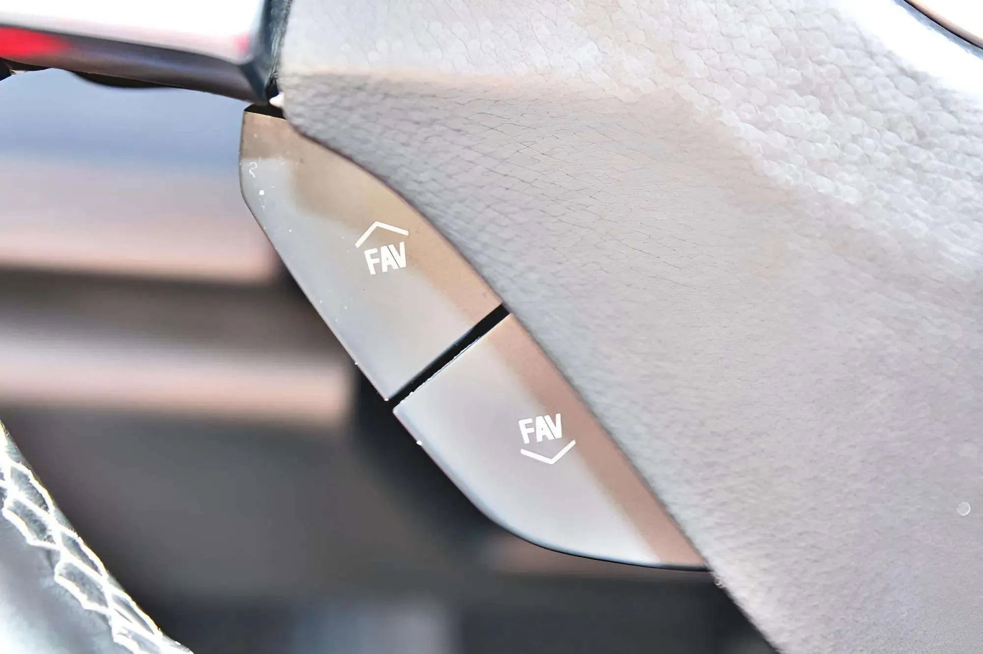 Used 2017 Chevrolet Camaro LT w/ RS Package image 15