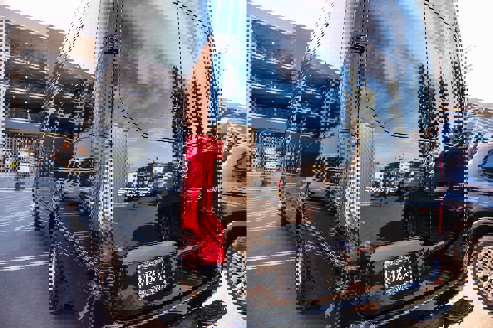 Used 2023 Mercedes-Benz Sprinter 3500 image 6