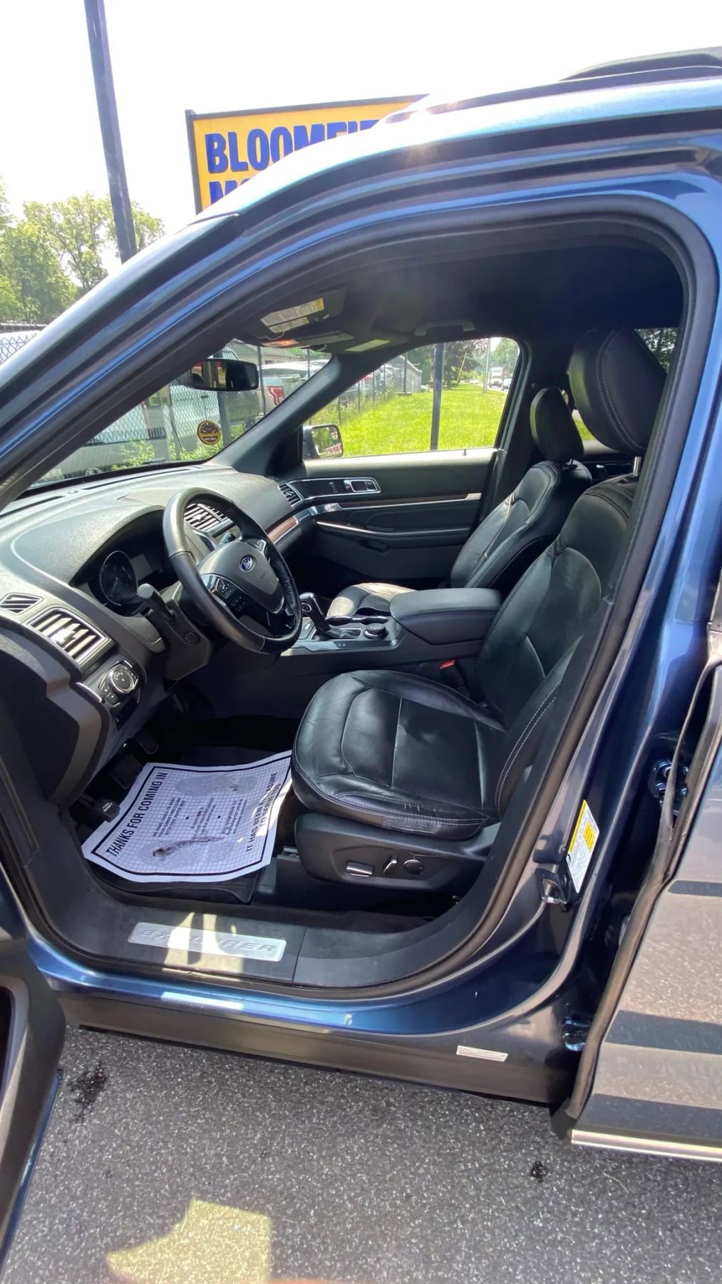 Used 2018 Ford Explorer Limited image 11