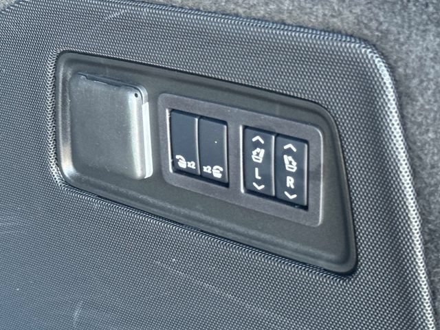 Used 2025 Cadillac Escalade V w/ LPO, ONYX Package AWD/4WD image 6