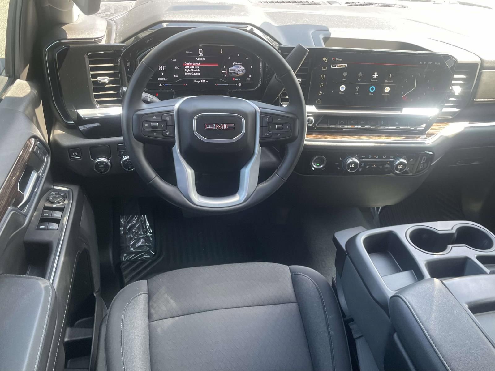 Used 2024 GMC Sierra 1500 Elevation image 14