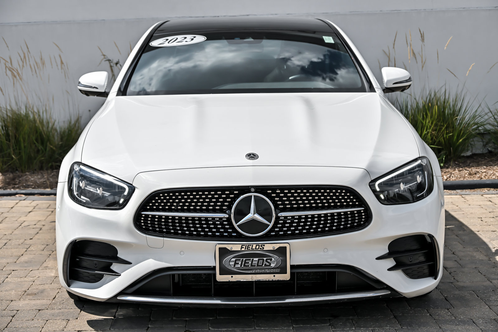 Used 2023 Mercedes-Benz E 350 4MATIC Sedan image 4