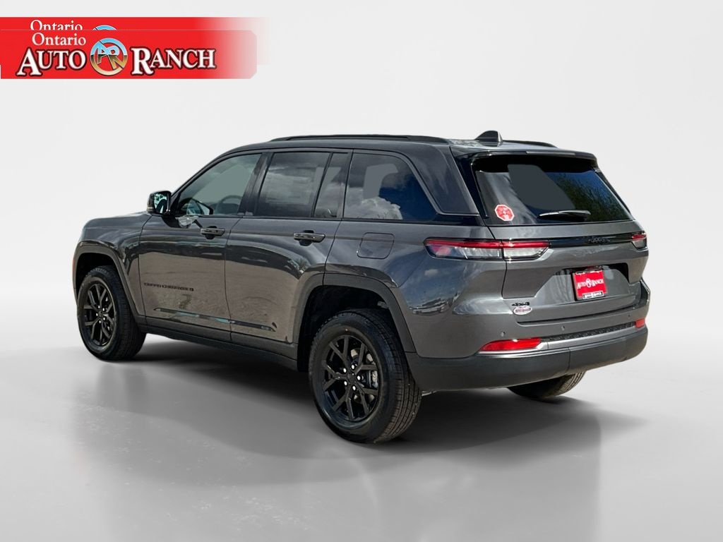 New 2026 Jeep Grand Cherokee Altitude AWD/4WD image 3