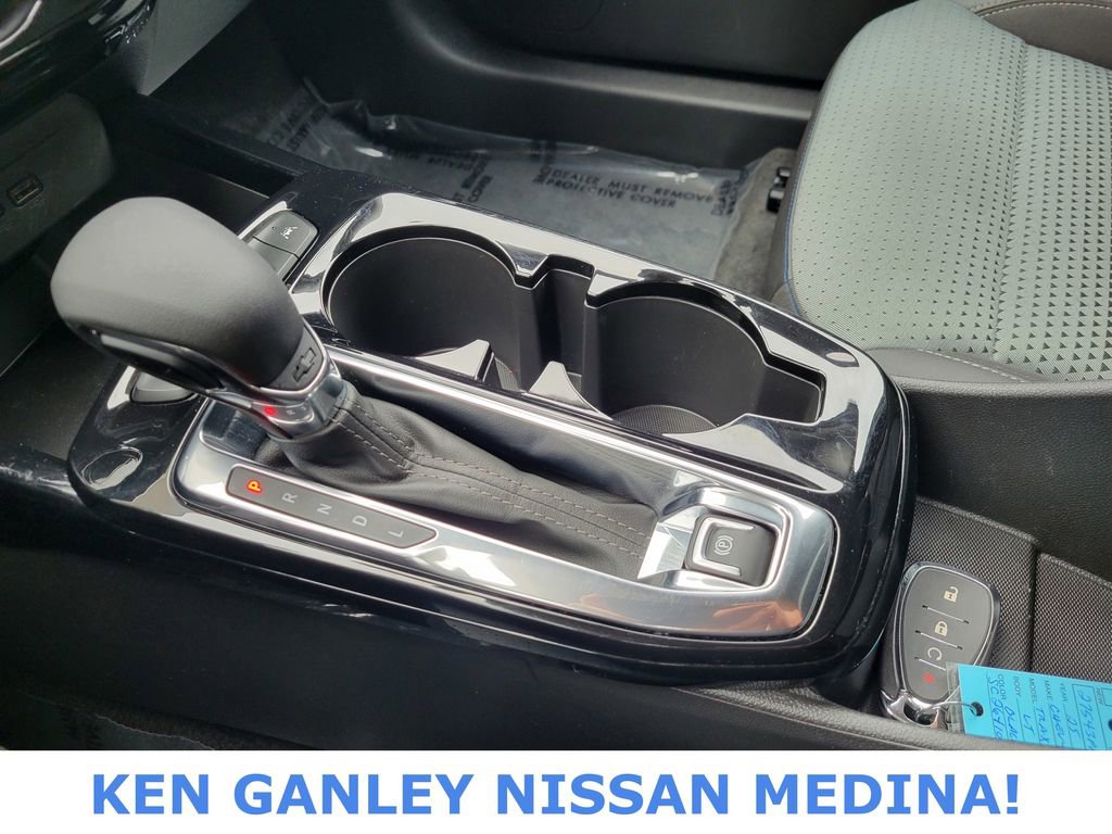 Used 2025 Chevrolet Trax LT image 27