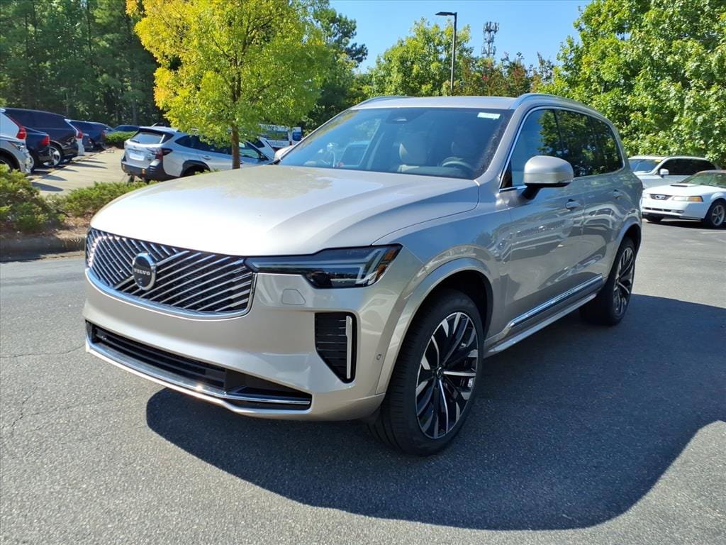 New 2026 Volvo XC90 B5 Plus w/ Protection Package Premier AWD/4WD image 8