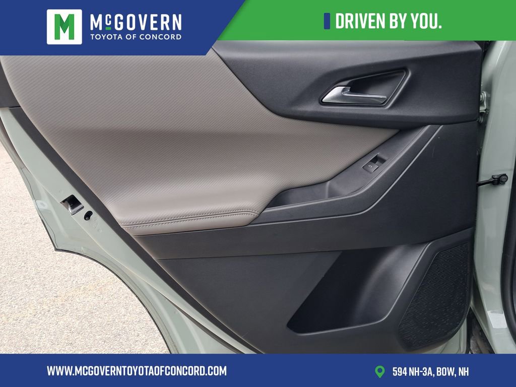 Used 2026 Chevrolet Equinox LT w/ Convenience Package II image 13