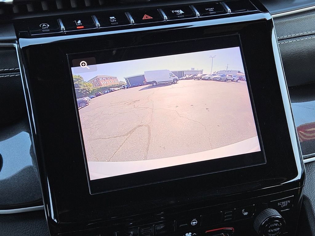 Used 2021 Jeep Grand Cherokee L Laredo image 13