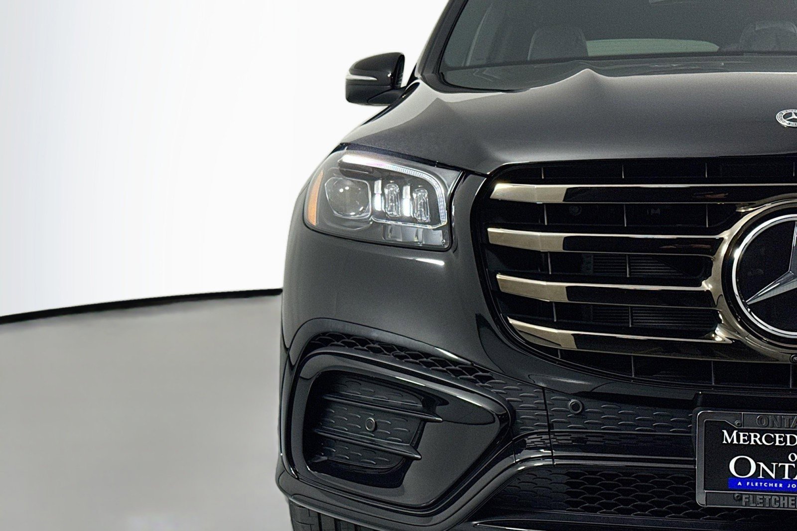 New 2026 Mercedes-Benz GLS 580 4MATIC image 14