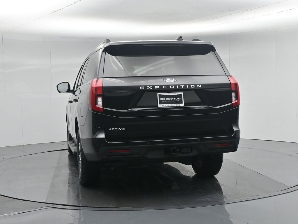 New 2026 Ford Expedition Active image 30