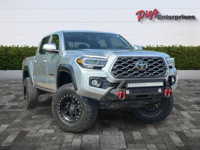 Used 2023 Toyota Tacoma TRD Off-Road w/ Technology Package AWD/4WD image 44
