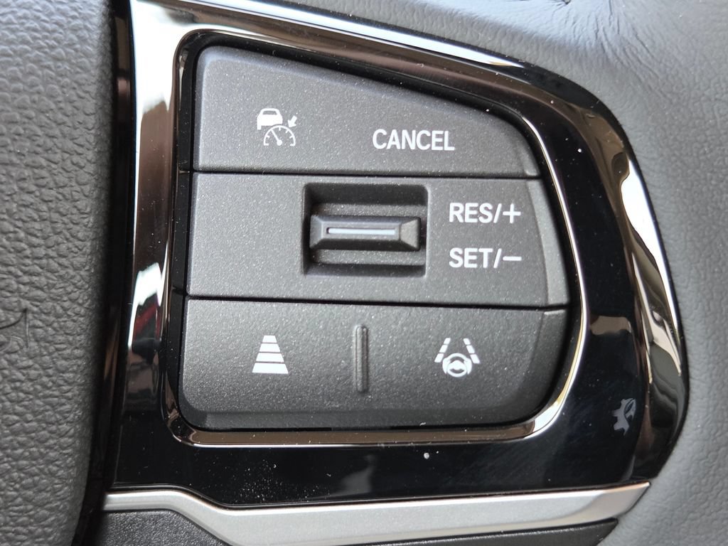 New 2026 Honda Odyssey Touring image 14