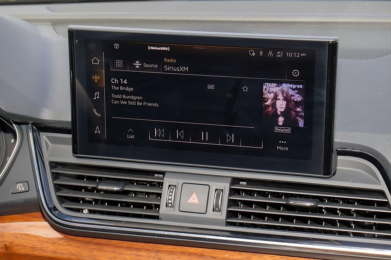 Used 2023 Audi Q5 2.0T Premium w/ Convenience Package image 22