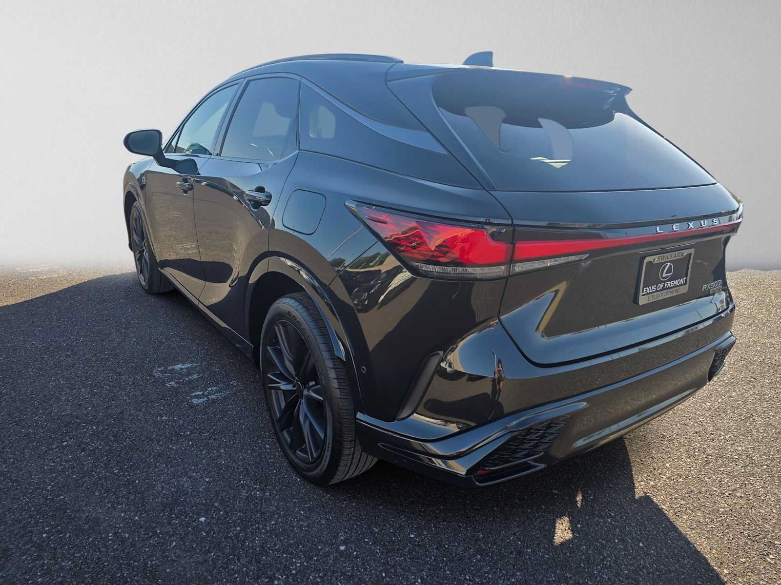 Used 2023 Lexus RX 500h F Sport w/ Cold Area Package AWD/4WD image 5