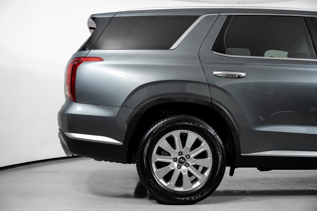 Certified 2024 Hyundai Palisade SEL FWD image 6