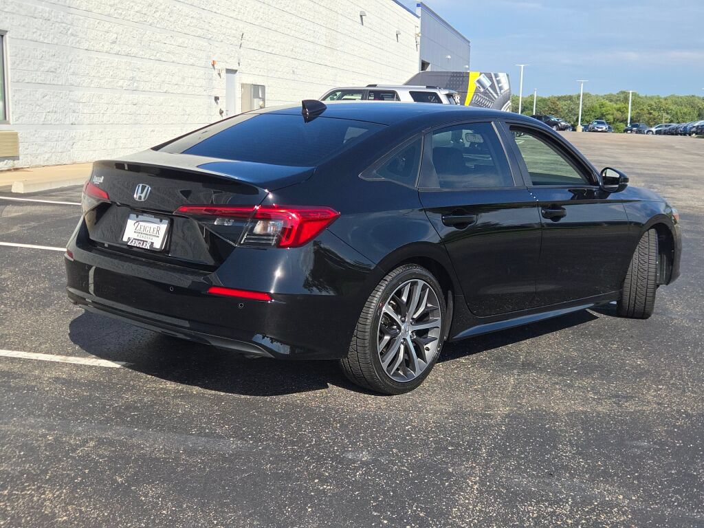Used 2024 Honda Civic Touring image 11