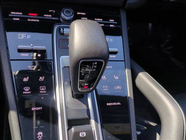 Used 2019 Porsche Cayenne image 12