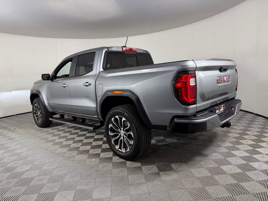 Used 2024 GMC Canyon Denali AWD/4WD image 8