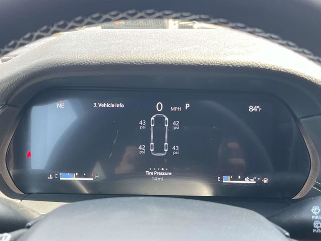 New 2025 Jeep Grand Cherokee L Laredo image 26