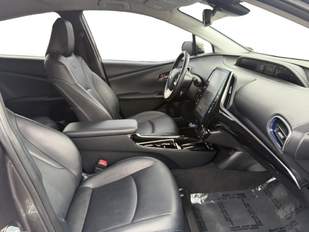 Used 2018 Toyota Prius Four Touring FWD image 15