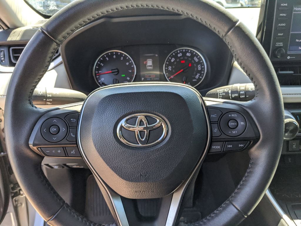 Used 2022 Toyota RAV4 XLE w/ Convenience Package image 29