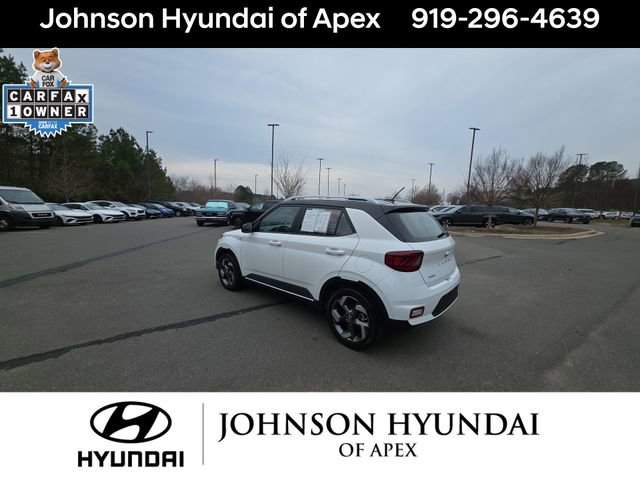 Certified 2023 Hyundai Venue Limited w/ Cargo Package image 17