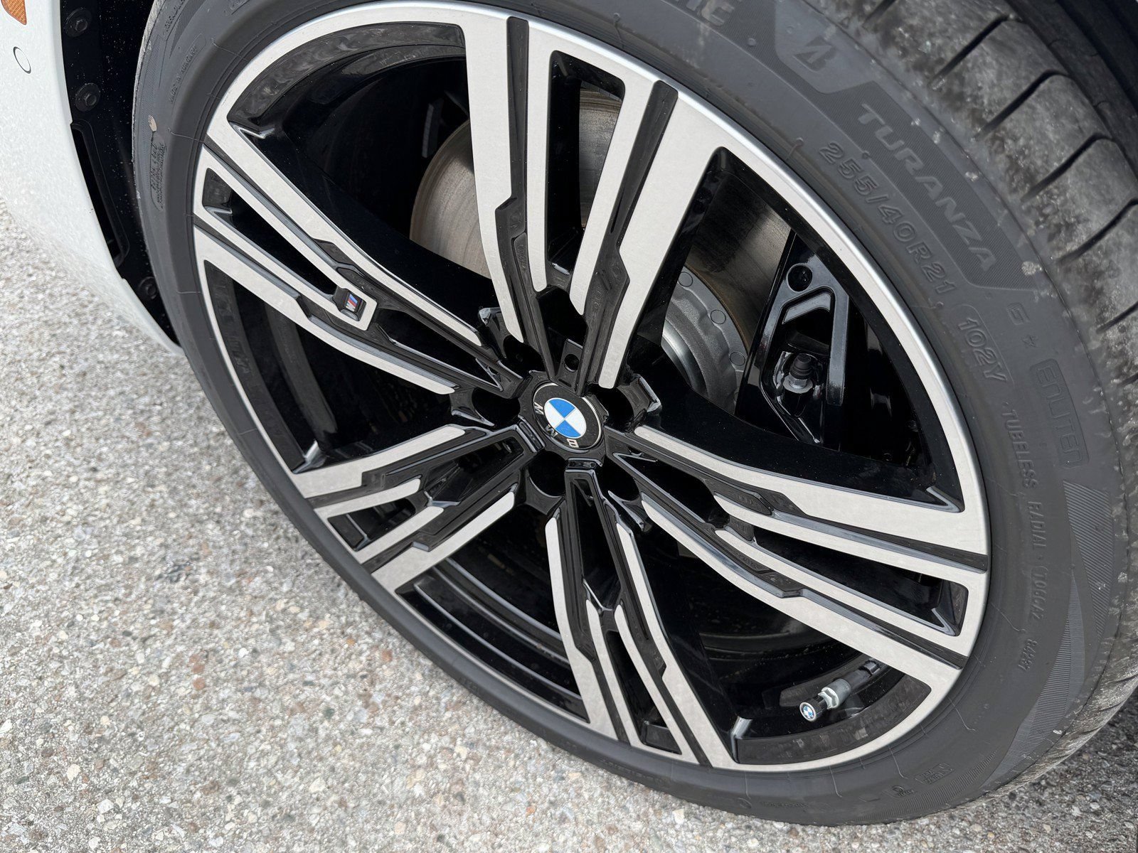 New 2026 BMW 760i xDrive w/ Executive Package AWD/4WD image 10