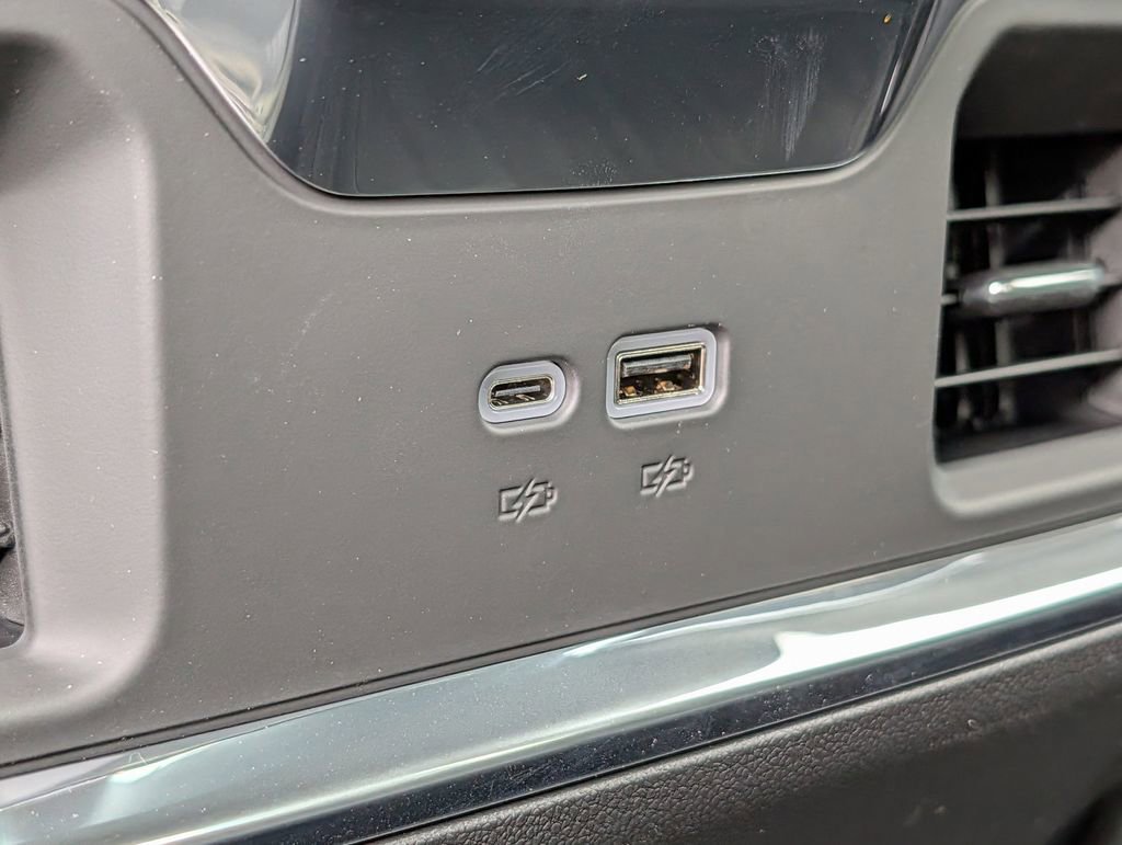 New 2026 GMC Sierra 1500 Elevation w/ Elevation Premium Package AWD/4WD image 35