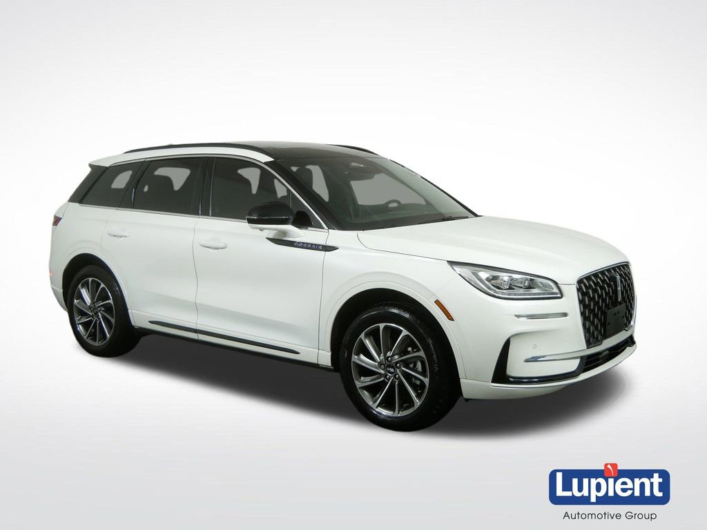 Used 2025 Lincoln Corsair Grand Touring w/ Equipment Group 301A AWD/4WD image 1