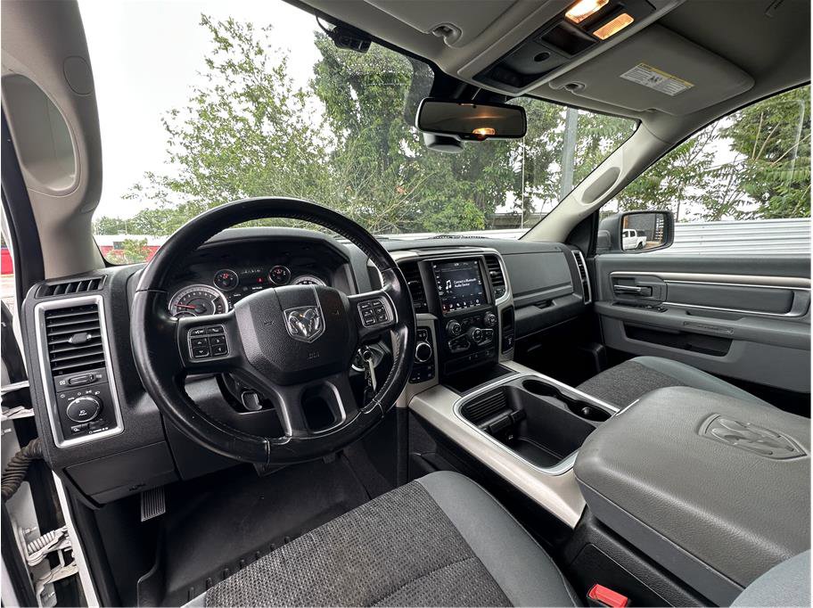 Used 2020 RAM 1500 Classic Warlock w/ Luxury Group AWD/4WD image 2