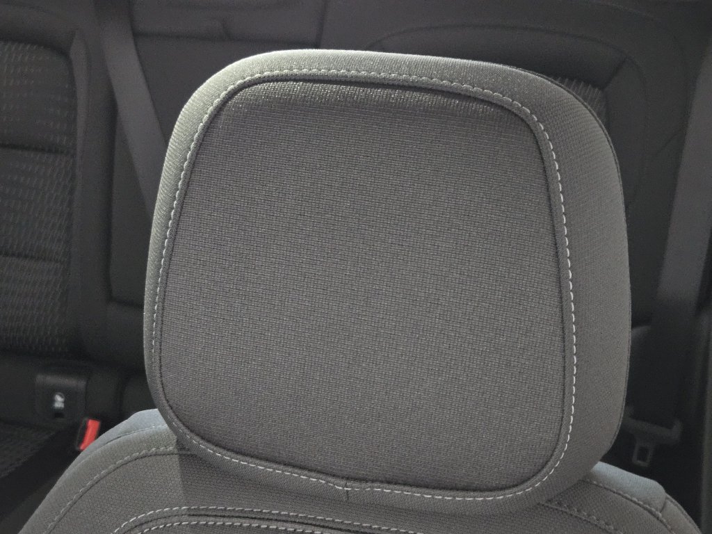 New 2027 Chevrolet Equinox LT w/ Midnight Edition FWD image 27