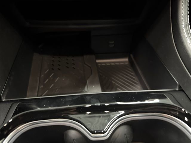 New 2026 Chrysler Pacifica Limited w/ S Appearance Package image 13