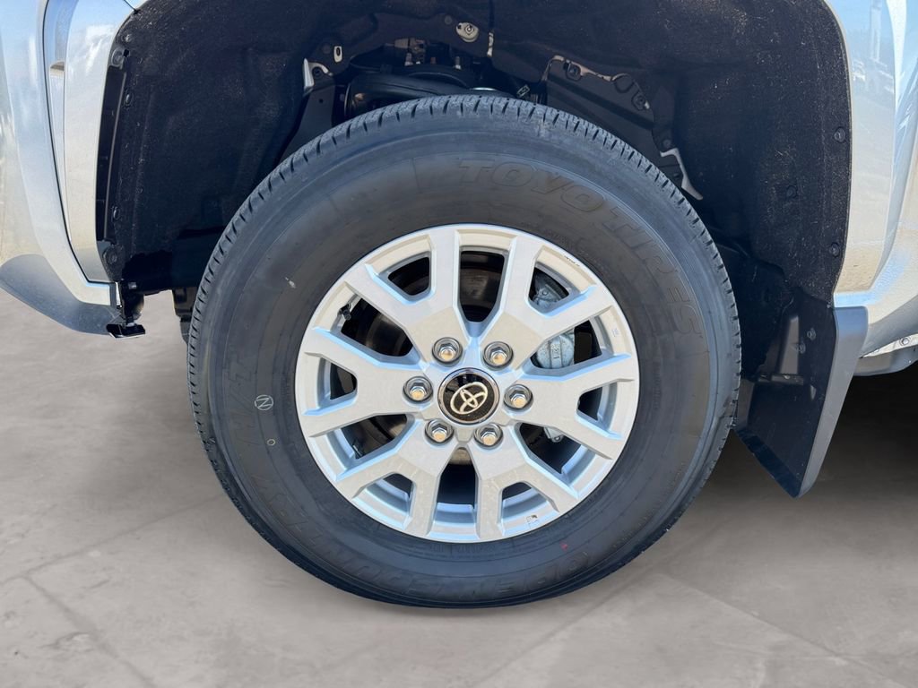 Used 2025 Toyota Tacoma SR5 image 14