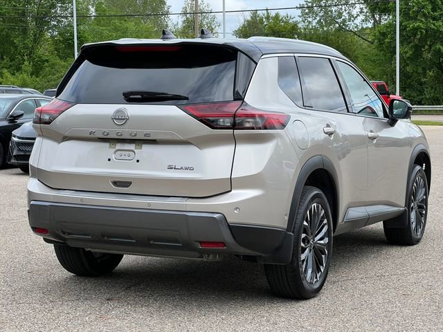 Used 2025 Nissan Rogue SL w/ Tech Package AWD/4WD image 46