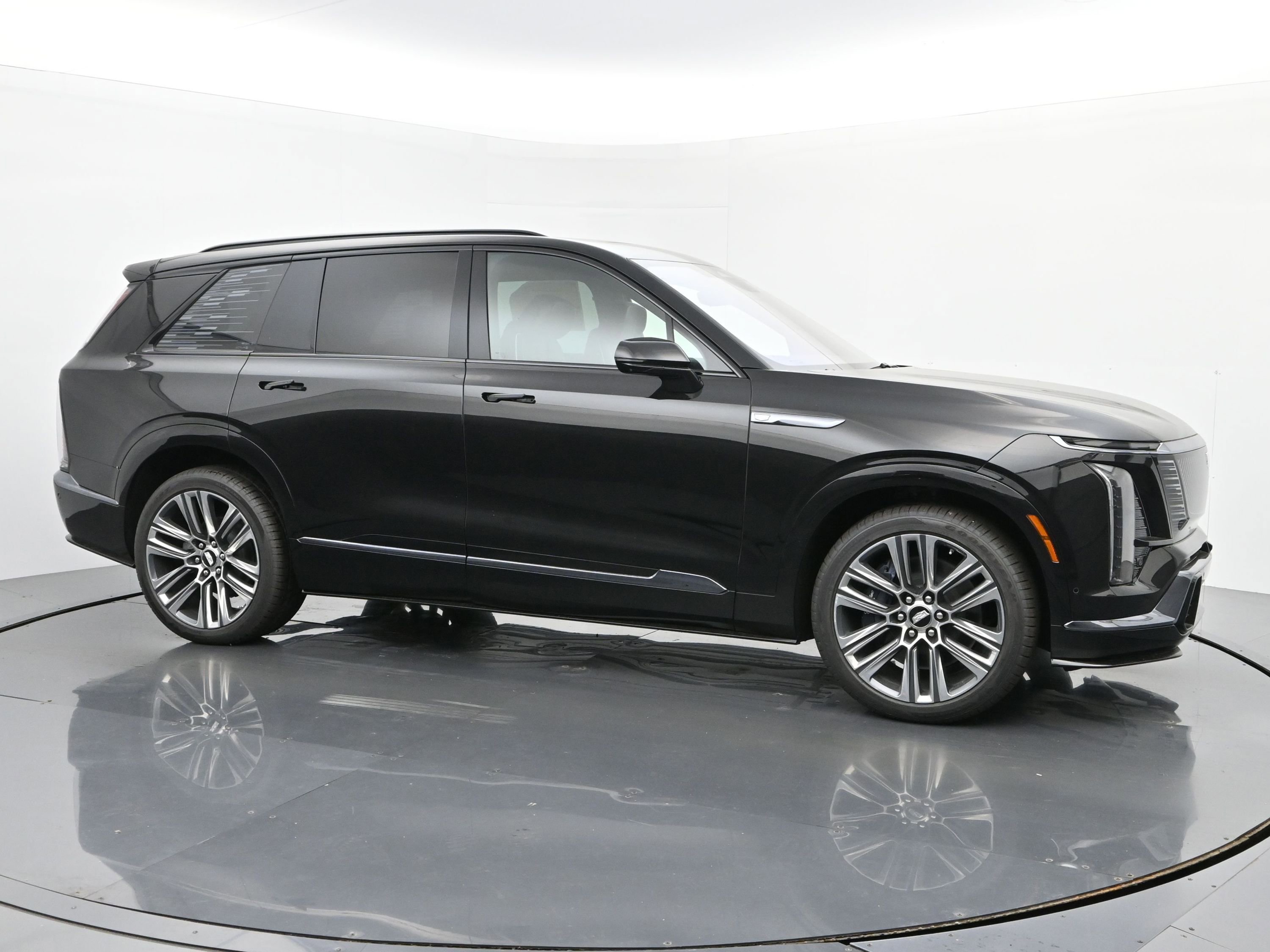 New 2026 Cadillac Vistiq Platinum w/ LPO, Floor Liner Package image 7