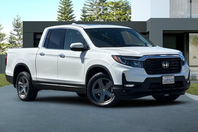 Used 2023 Honda Ridgeline RTL-E image 2
