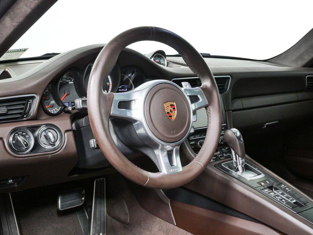 Certified 2015 Porsche 911 Turbo S AWD/4WD image 4