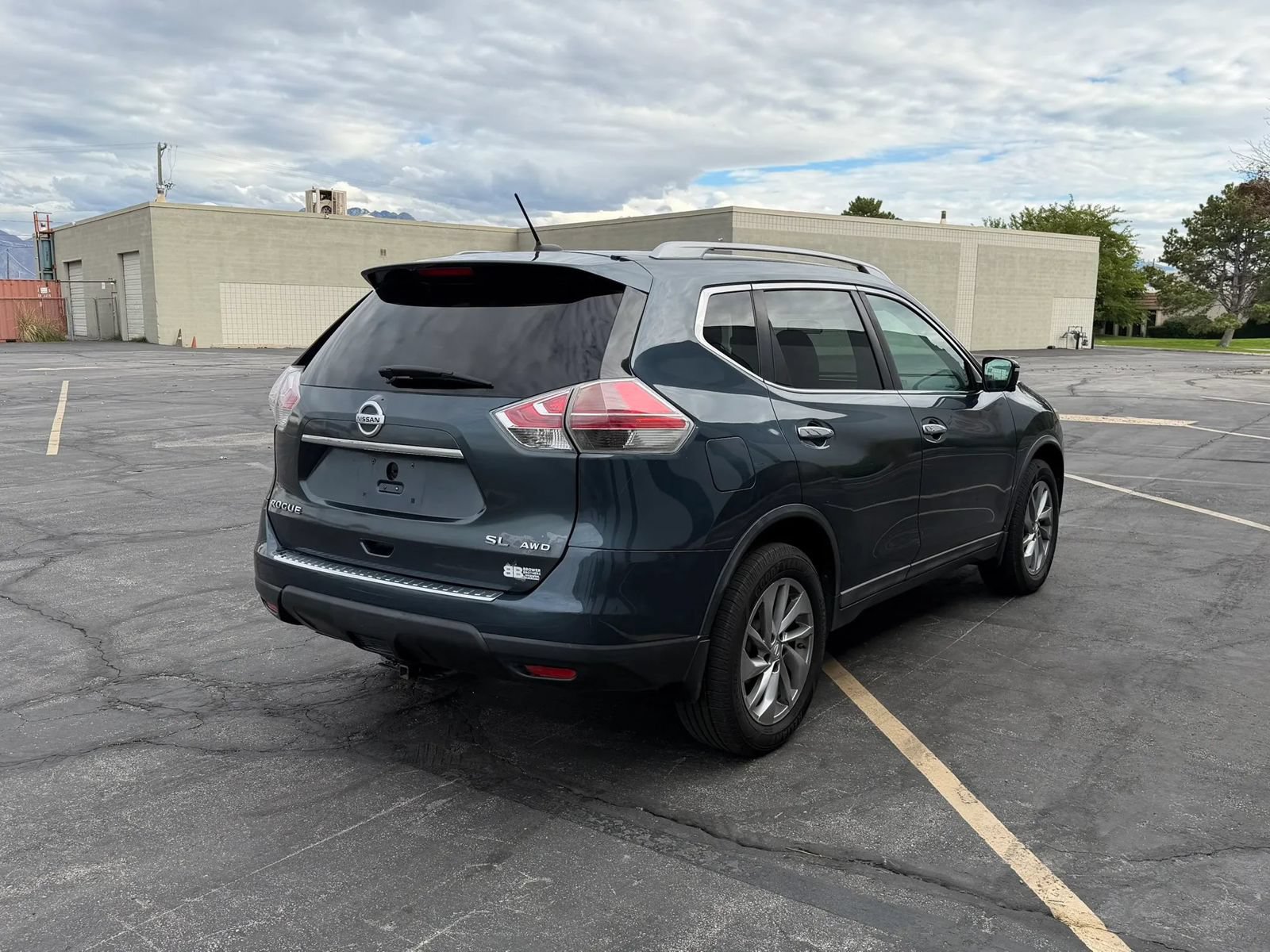 Used 2014 Nissan Rogue SL AWD/4WD image 5