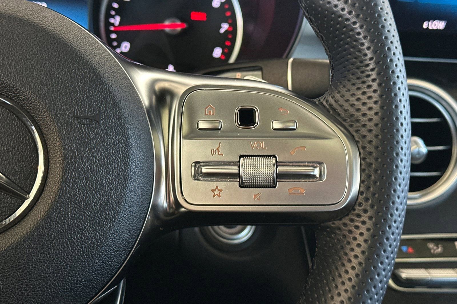 Certified 2021 Mercedes-Benz GLC 300 4MATIC Coupe image 31