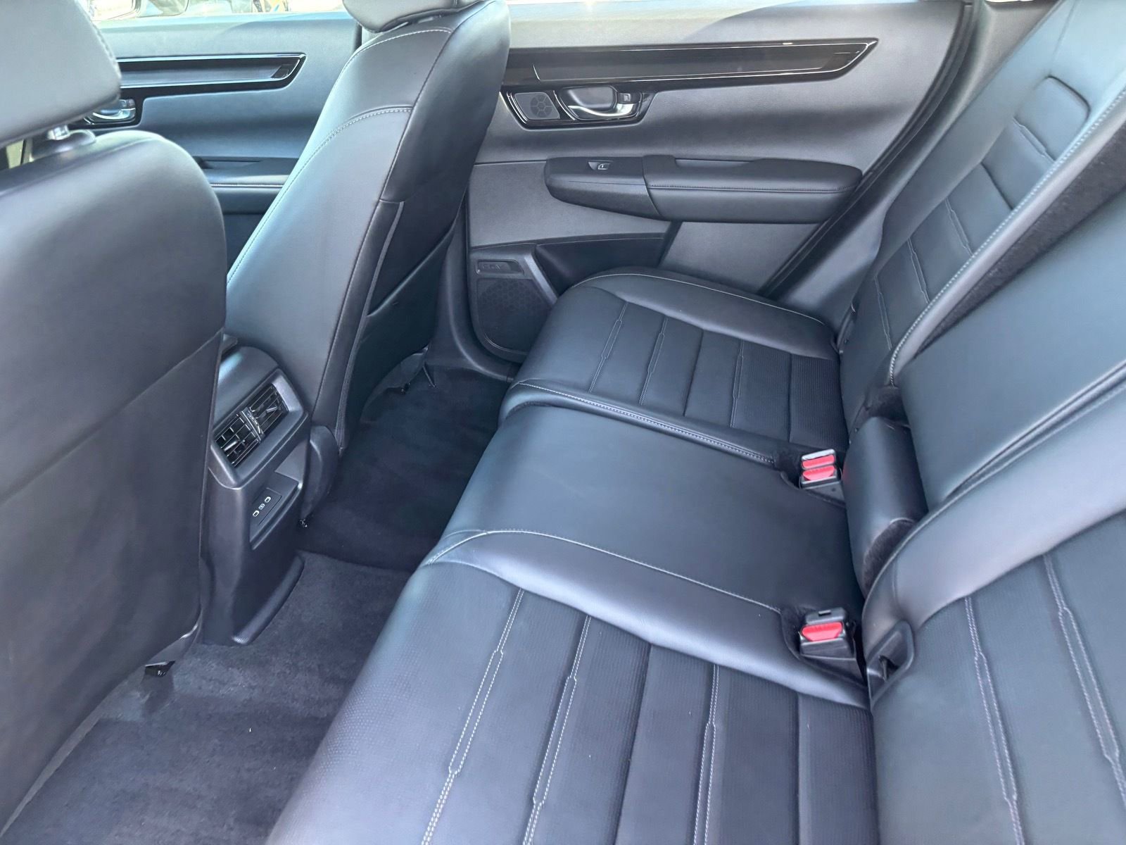 Used 2025 Honda CR-V EX-L image 16