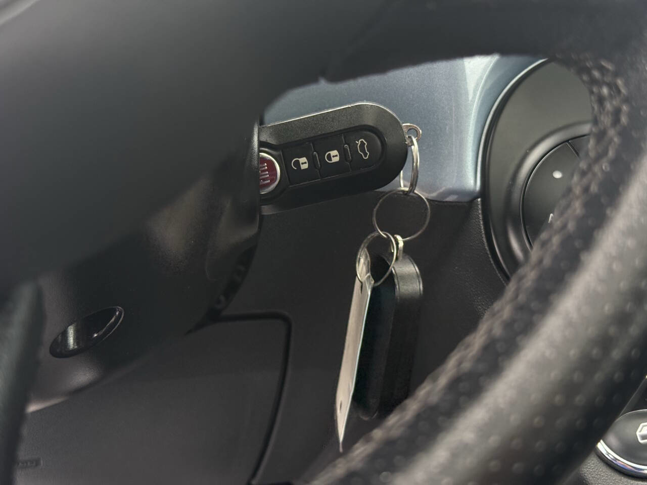 Used 2013 FIAT 500 Sport w/ Comfort/Convenience Group FWD image 17