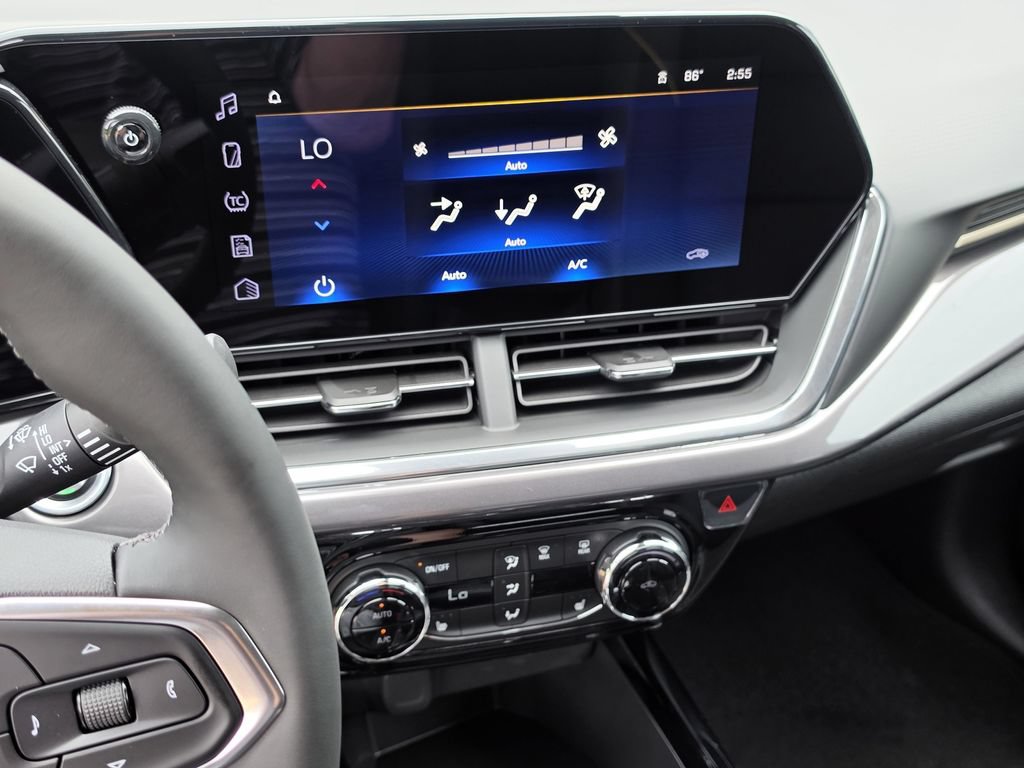 New 2026 Chevrolet Trax ACTIV w/ Driver Confidence Package FWD image 14